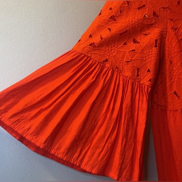 Flying tomato Small Red short tiered ruffle bell sleeve crocheted mini dress - Picture 6 of 11